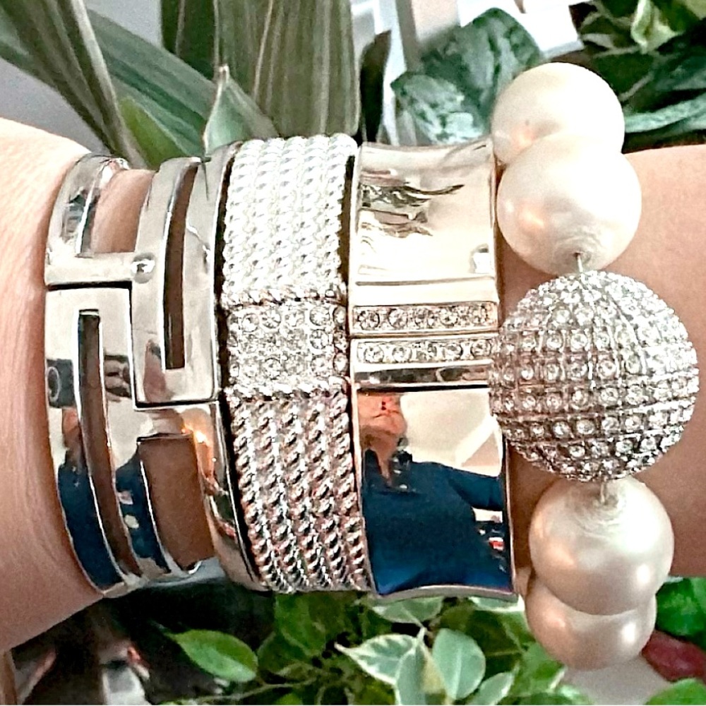 LOT of 4 silver tone hinge fashion statement bracelets